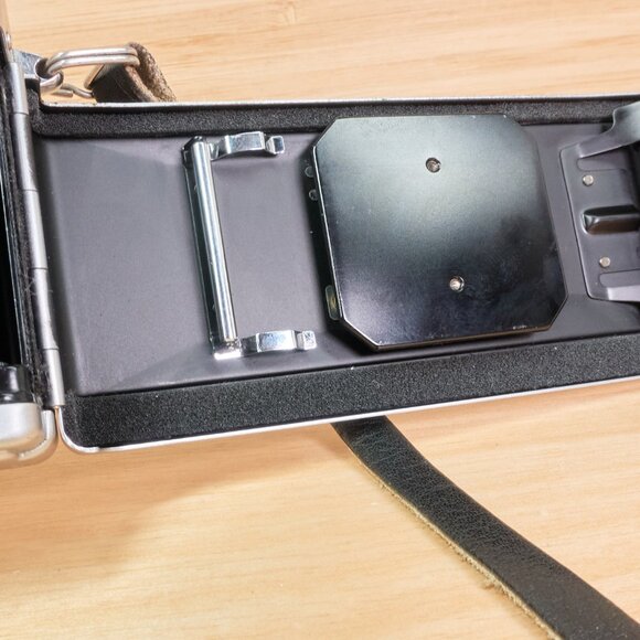 Canon Canonet 28 35mm Rangefinder Film Camera / Vintage 70s / Made in Taiwan - Picture 9 of 10